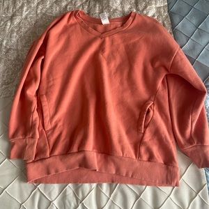 ✨LIGHTLY USED Member’s Mark Cozy Vneck Sweatshirt Size Medium